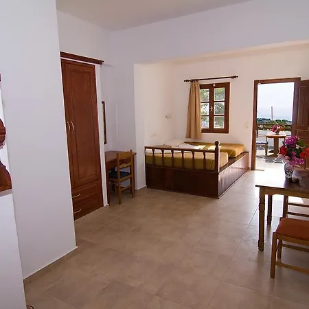 Pefkos Karpathios * Rhodes City
